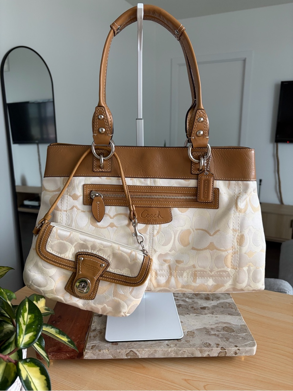 Coach Penelope Signature Ivory Tote + Matching Turn Lock Wristlet